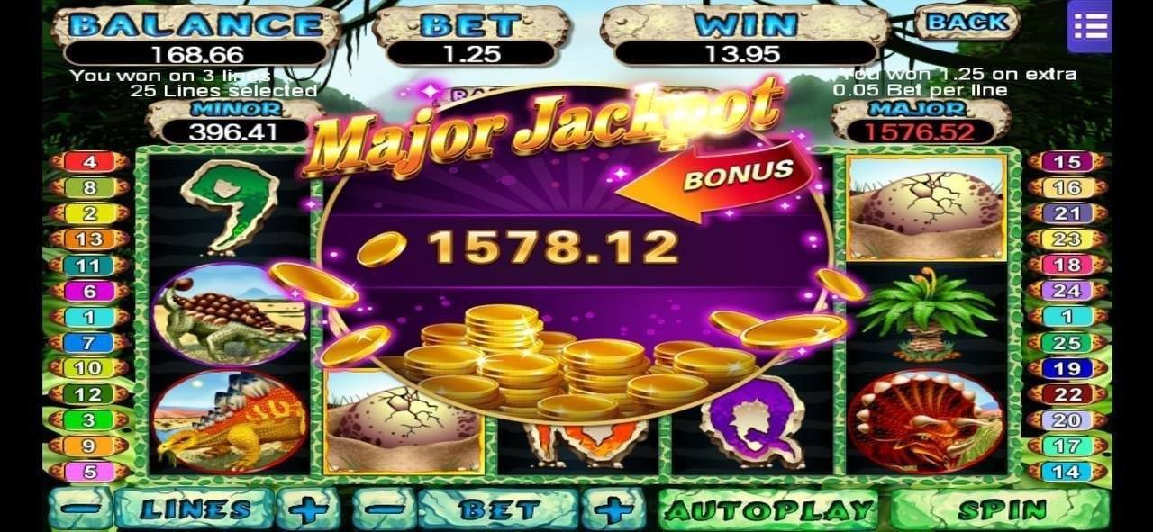 Pemain gembira menampilkan kemenangan besar di sportsbook goyangtoto